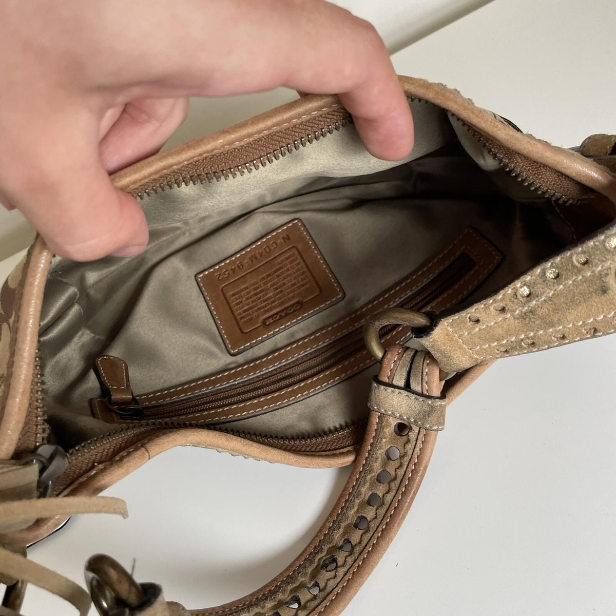 Coach Beige Signature Monogram Studded Shoulder Bag Handbag Purse Y2K G04M-9452