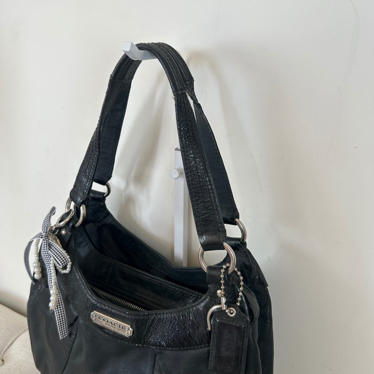 Coach Black Leather 3 Compartment Shoulder Bag E1293-F19453