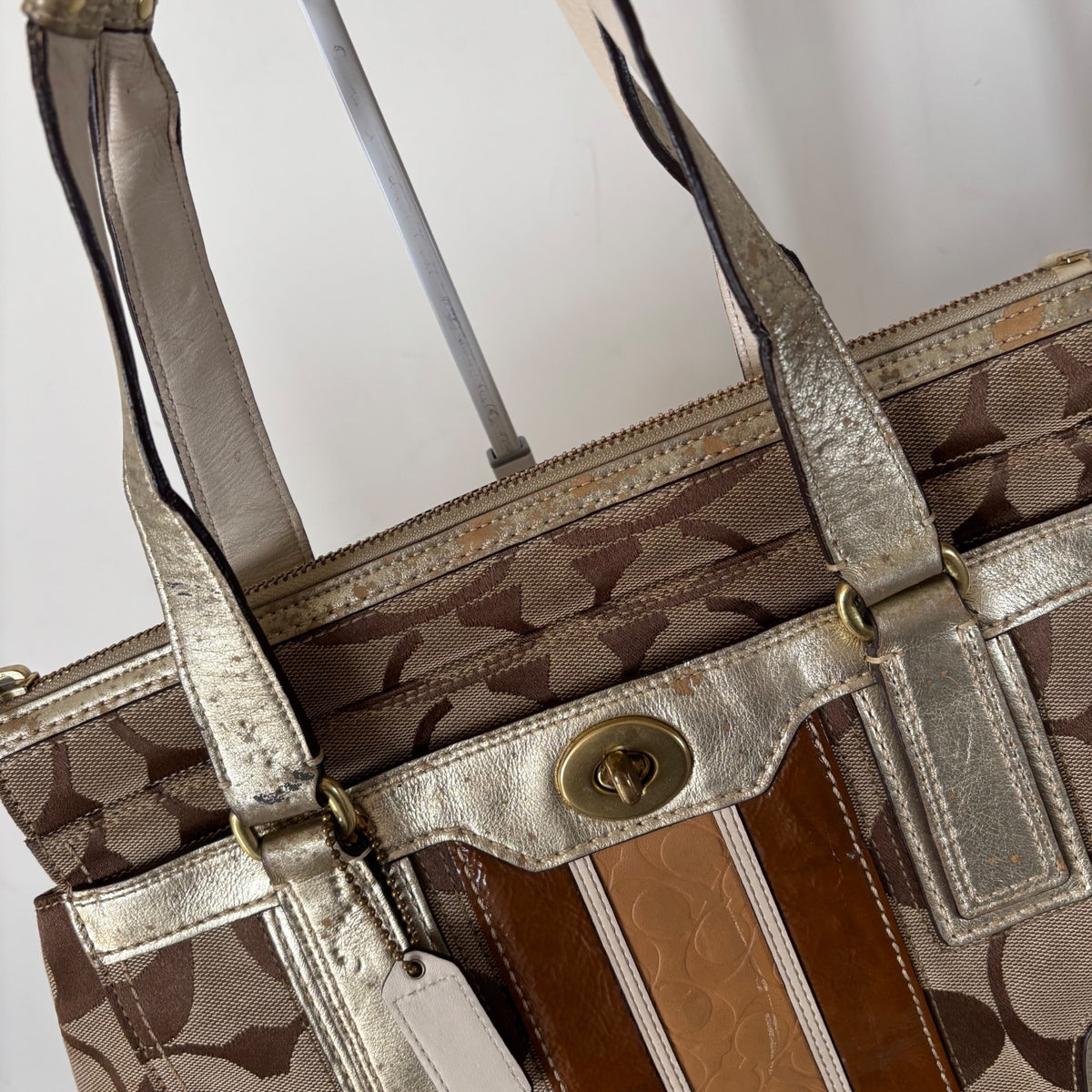 Coach Beige & Silver Monogram Hampton Shoulder Bag J0771-11620