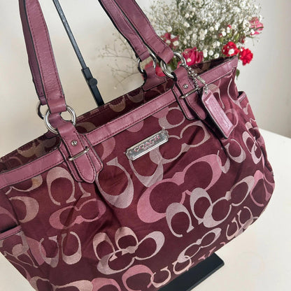 Coach Signature Burgundy Vintage Shoulder Bag H1260-F20444
