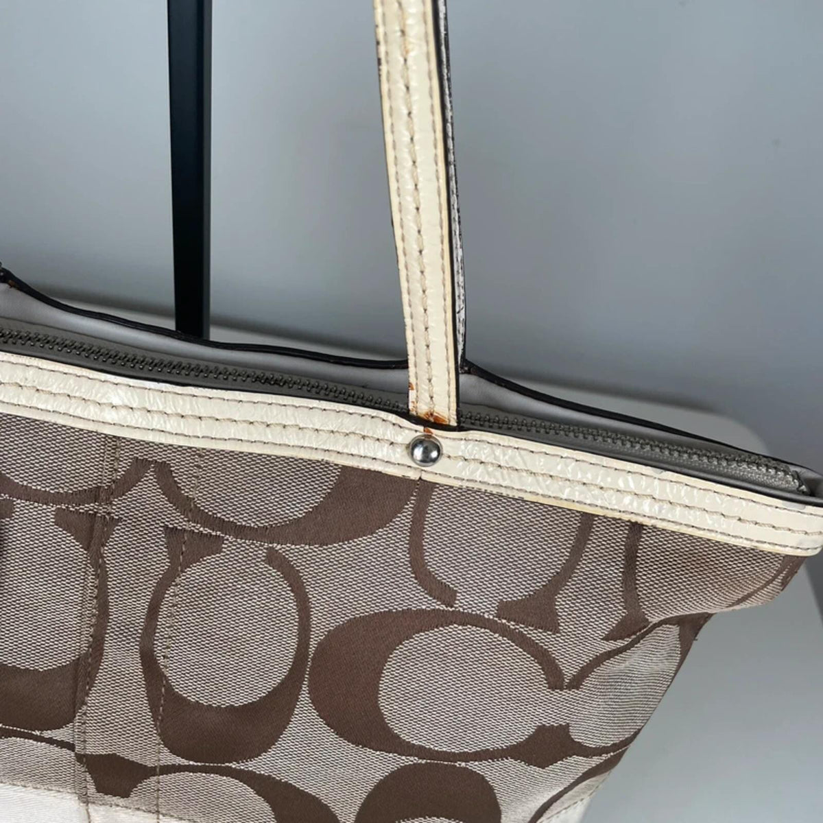 Coach Beige Signature Canvas Shoulder Tote Bag White Stripe A1068-F13548