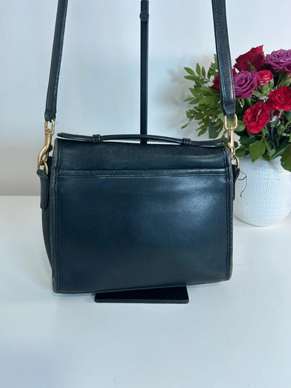 Vintage 90s Vintage Coach Black Court Leather Shoulder Bag G13-9870