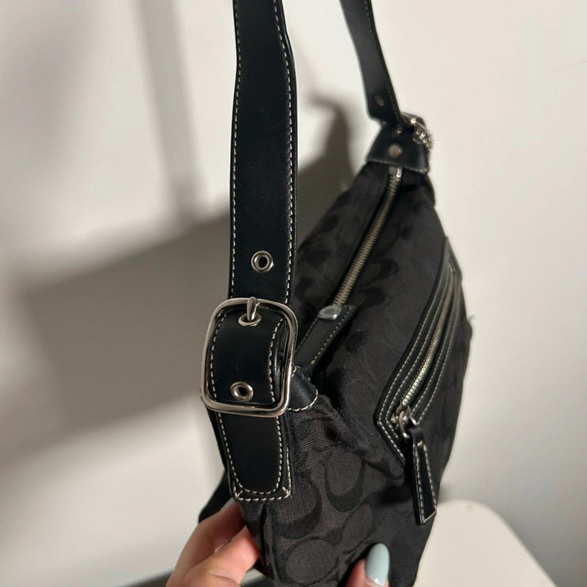 Signature Sufflette Coach Black Monogram Print Handbag A06W-6044