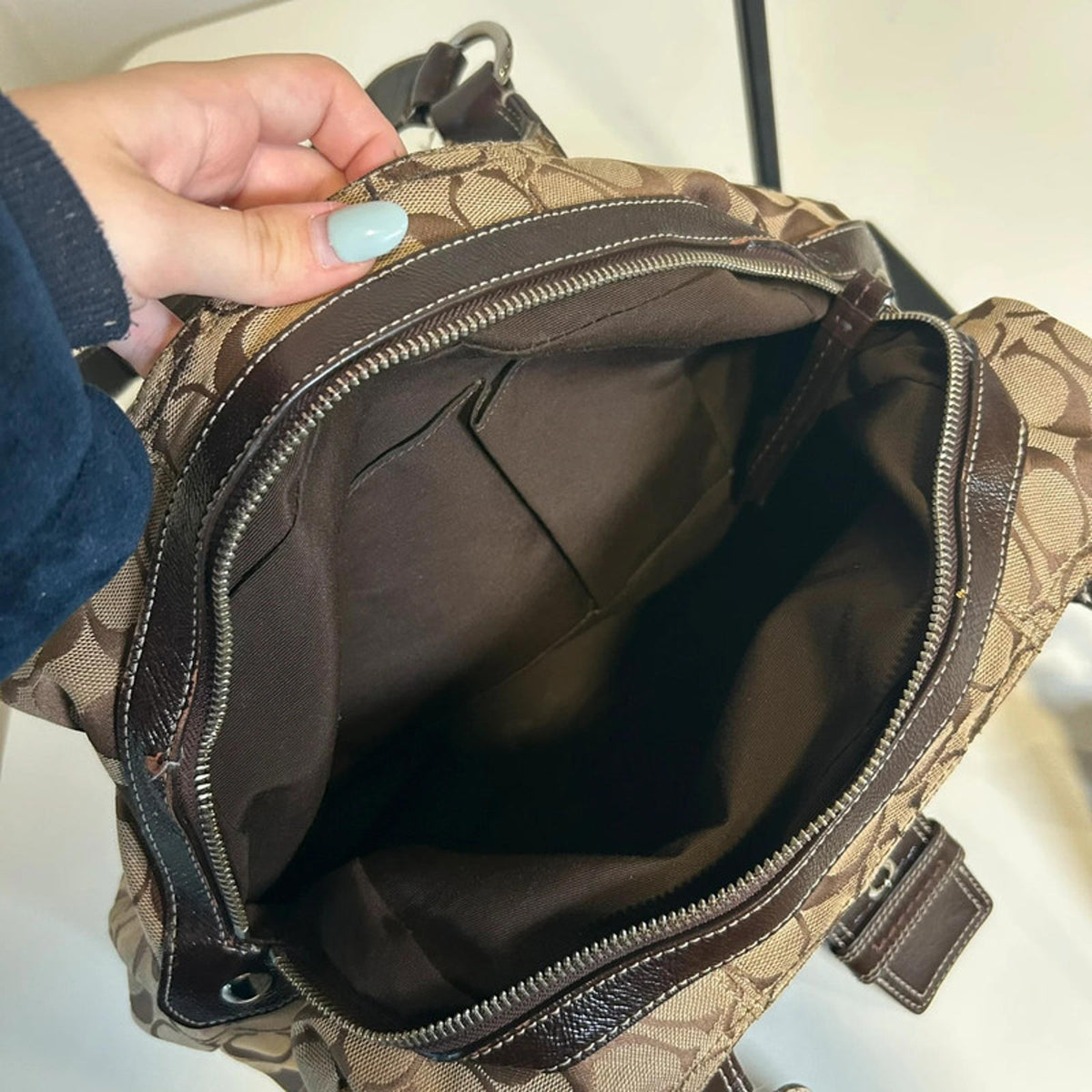 Coach Brown One Buckle Shoulder Bag M1079-F15083