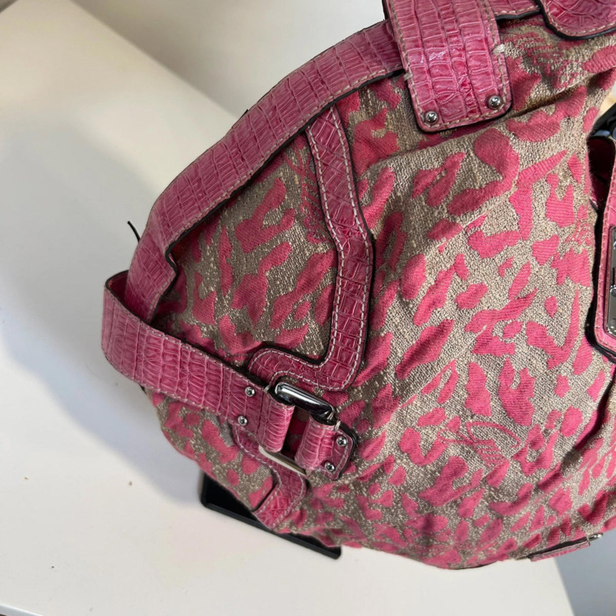 Rare Vintage 2000s Guess Pink Cheetah Print Handbag