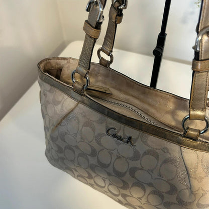 Coach Monogram Beige and Gold Shoulder Handbag Gold Hardware L1175-F17724