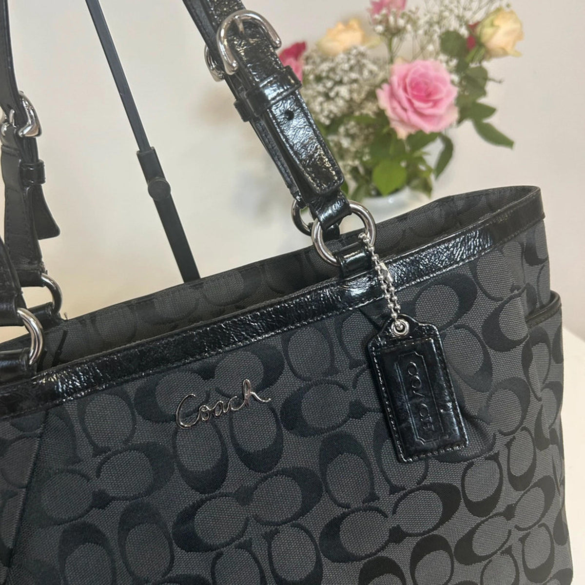 Vintage Black Signature Canvas Pleated Gallery Coach Bag D1160-F17726