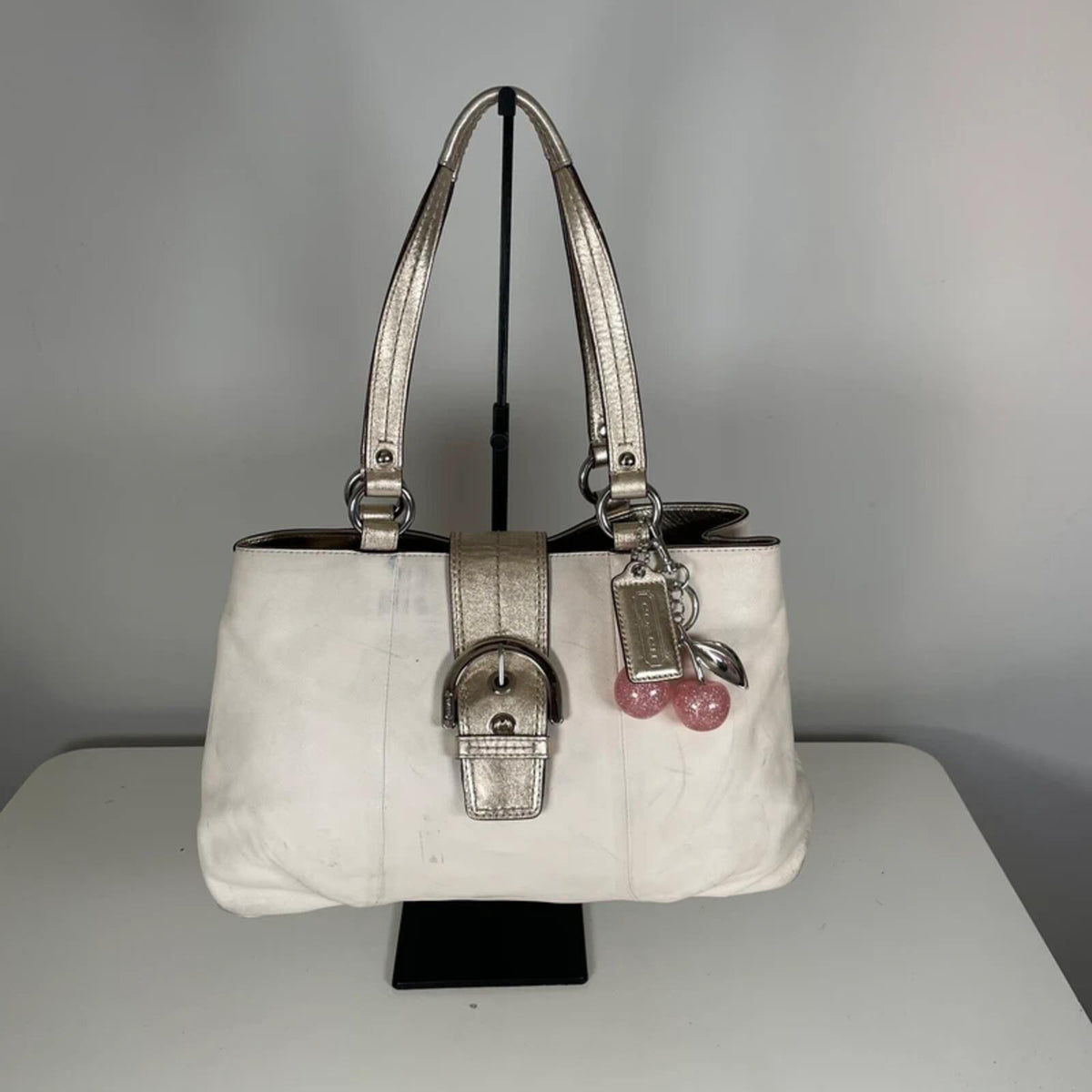 Coach White Leather Shoulder Bag Silver Buckle G1175-F18751