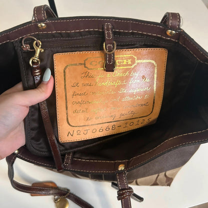 Vintage Y2K Coach Signature Stripe Brown Handbag JO668-10125