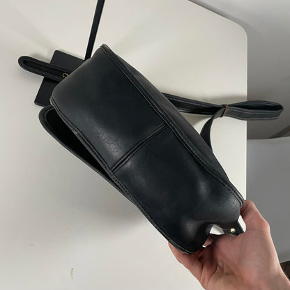 Coach Legacy Black Leather Crossbody Shoulderbag