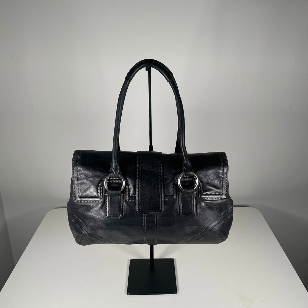 Coach Black Leather Hampton Buckle Shoulder Bag D0793-F10913