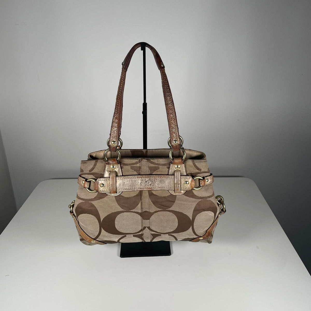 Beige Monogram C Turnlock Shoulder Bag J0873-13237
