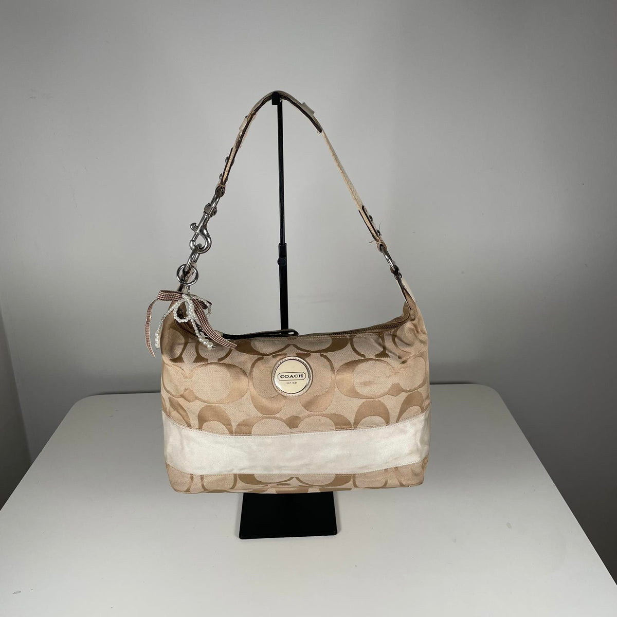 Vintage Y2K Coach Beige Signature Stripe Hobo Shoulder Bag A1176-F17434