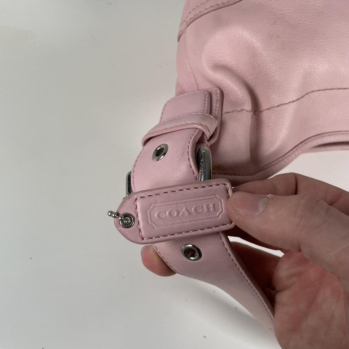 Rare Coach Soho Pink Leather Hobo Shoulder Bag Handbag L04D-9464