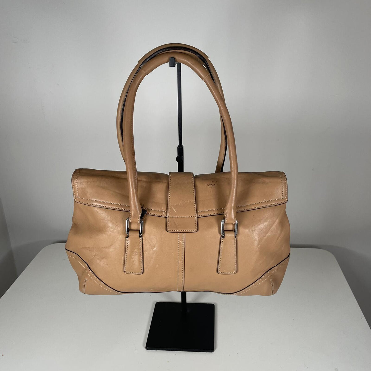 Coach Hampton Beige Leather Buckle Shoulder Bag L04S-9550