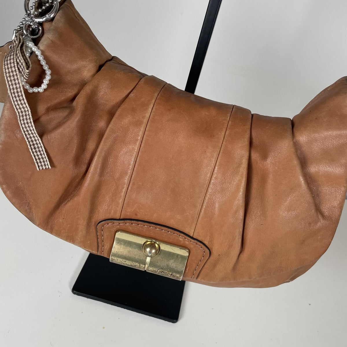 Coach Tan Leather Hobo Shoulder Bag Handbag Purse Chain Detail F1069-15336
