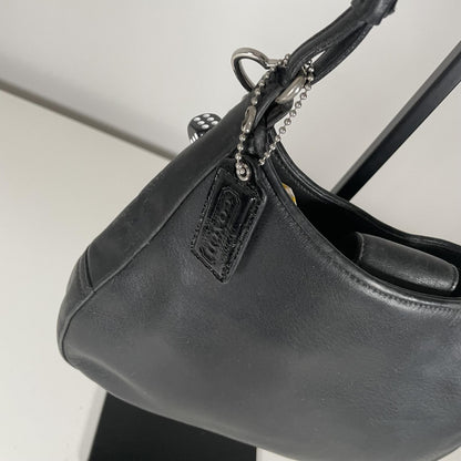 Coach Black Leather Half Moon Shoulder Bag Handbag Purse D1K-8319