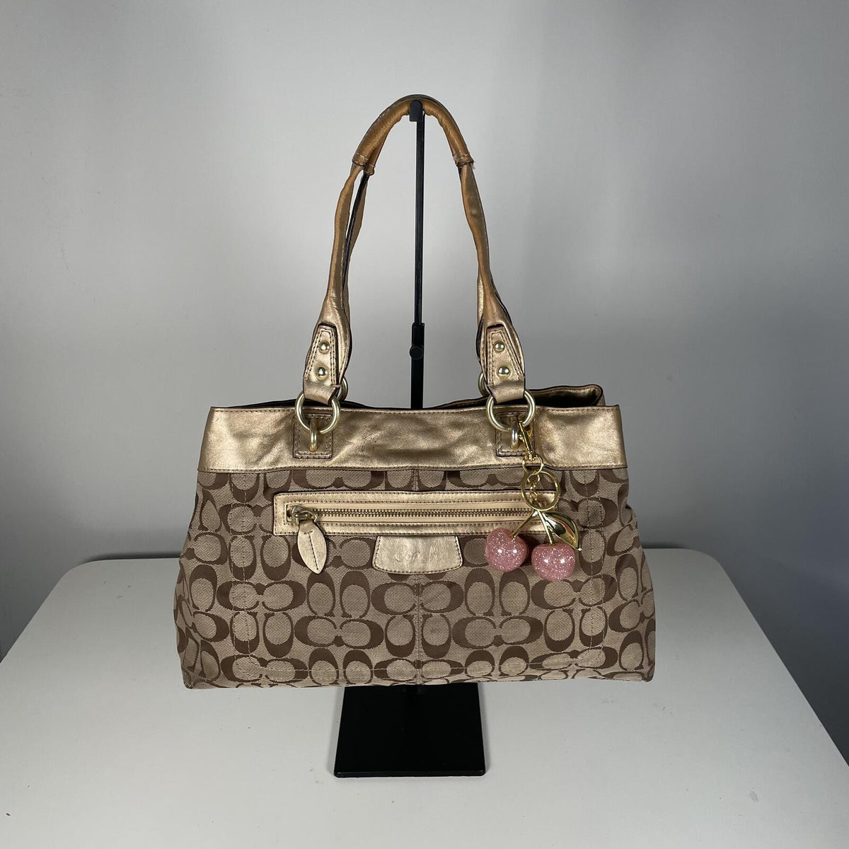Coach Penelope Signature Monogram Shoulder Bag Gold Detail Handbag G1060-F15533