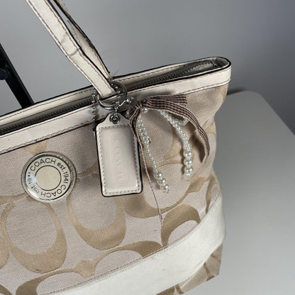 Coach Beige Signature Monogram Tote Shoulder Bag Handbag Purse Y2K K1281-F19046