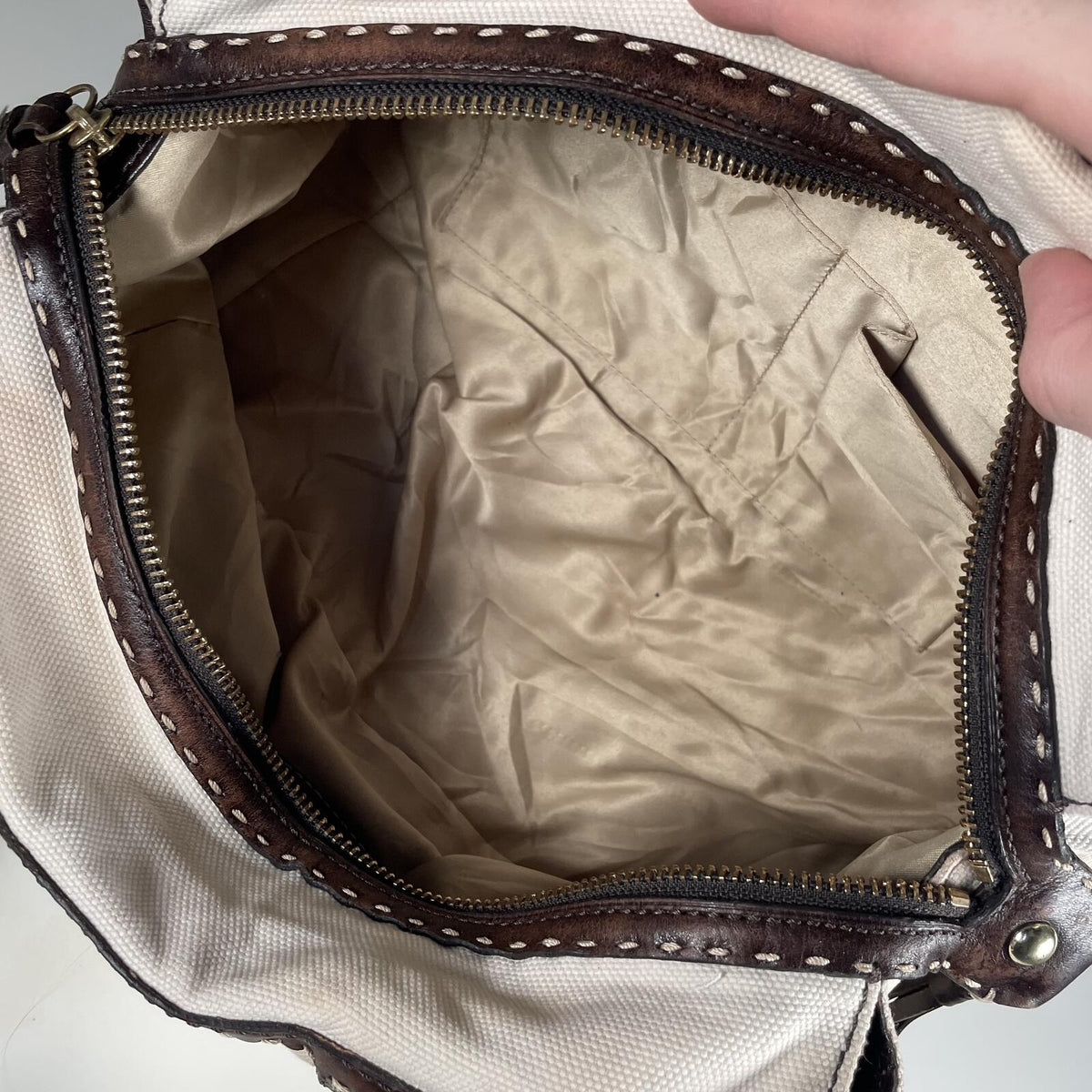 Coach Mahogany Beige Canvas Leather Shoulder Bag Gold Hardware Y2K L0669-10369
