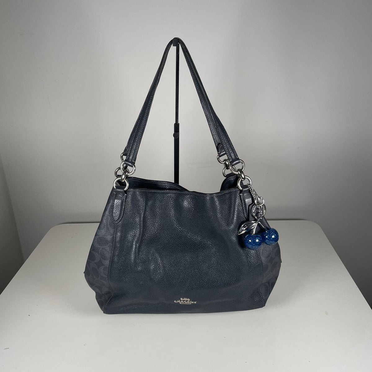 Coach Navy Leather 3 Compartment Shoulder Bag Handbag Purse A2032-91133