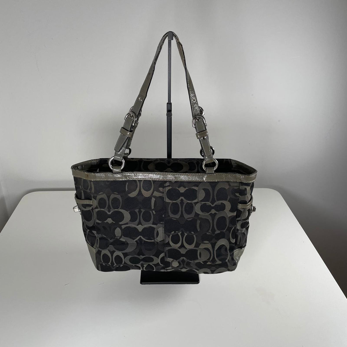 Coach Soho Signature Tote Bag Black and Grey E0982-F13762