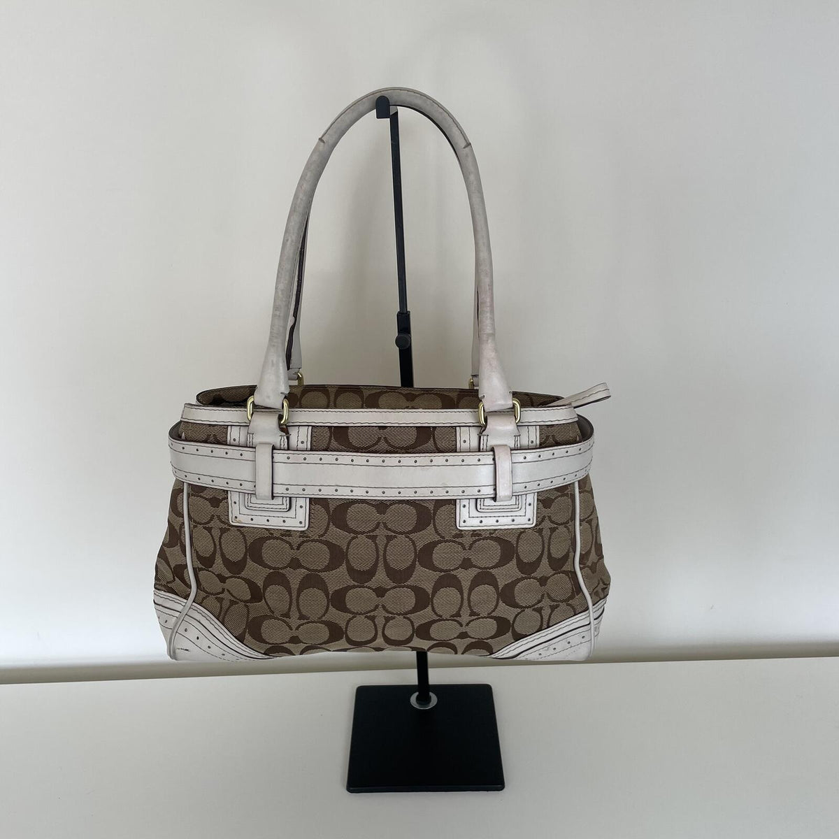 Coach Beige Hampton Shoulder Bag H0673-10507