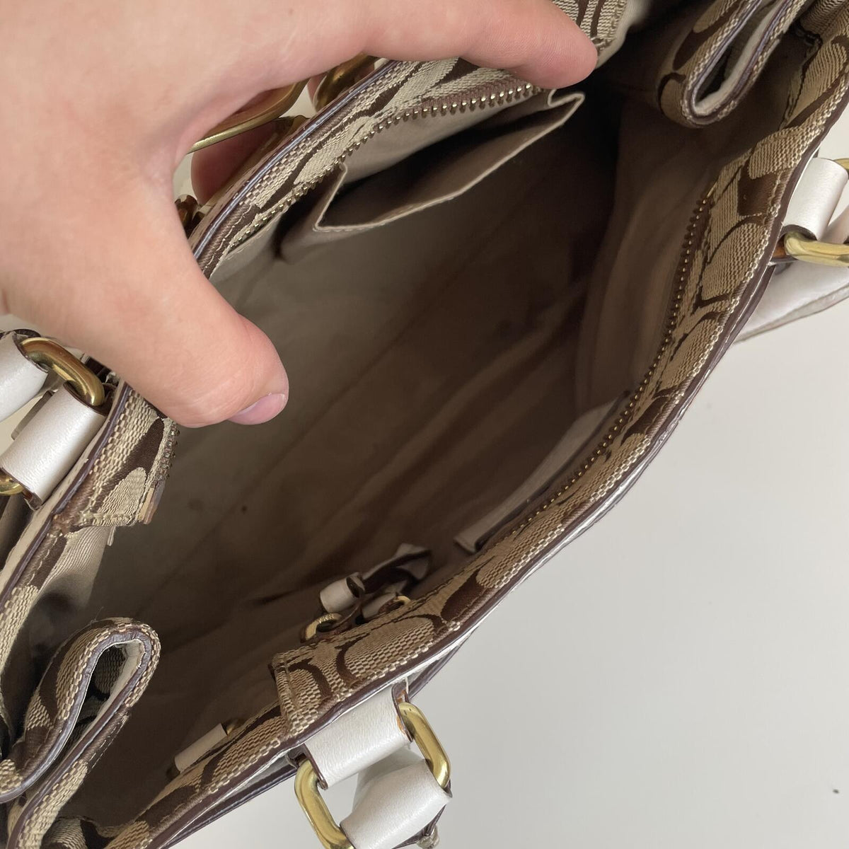 Coach Beige Hampton Shoulder Bag H0673-10507