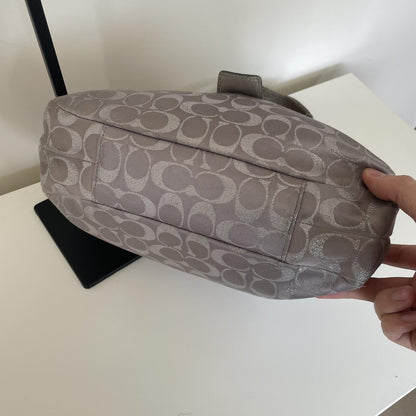Coach Lilac and Silver 3-Compartment Hobo Shoulder Bag K1193-F18911