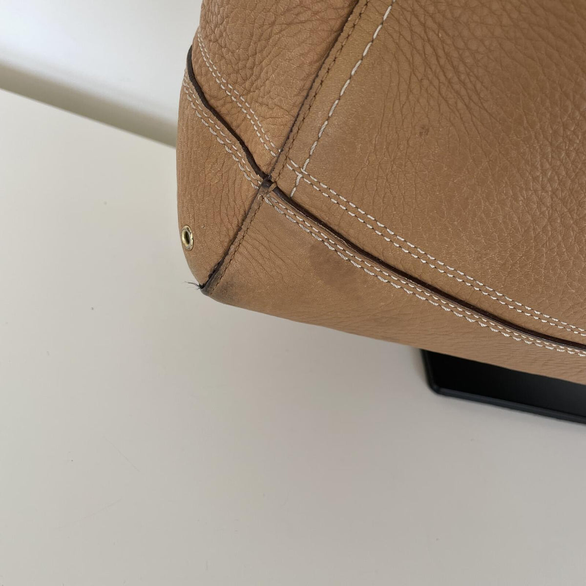 Coach Pebbled Leather Hampton Shoulder Bag Beige/Brown J0693-10529