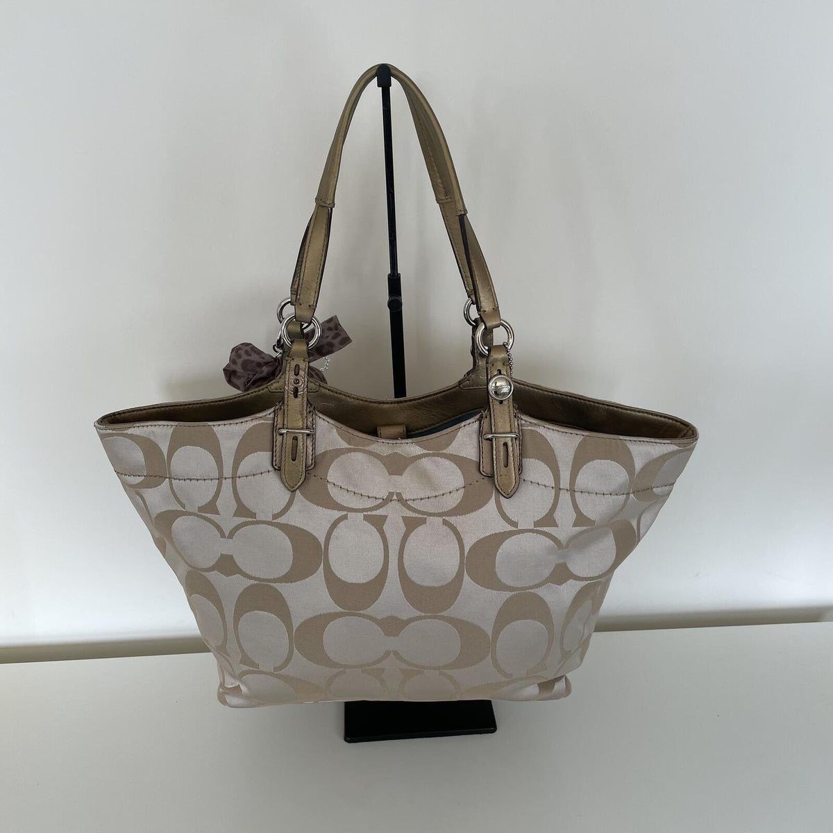 Coach Beige Laura Signature Sateen Tote Shoulder Bag M1075-F16175