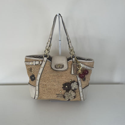 Coach Beige Hampton Floral Beach Bag with Turnlock Closure M1068-16763