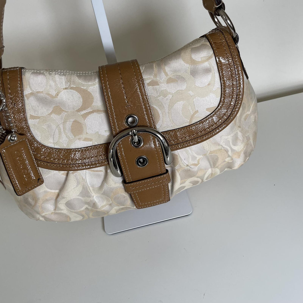 Coach Signature Beige Soho Optic Shoulder Bag Handbag Purse M1071-F15679