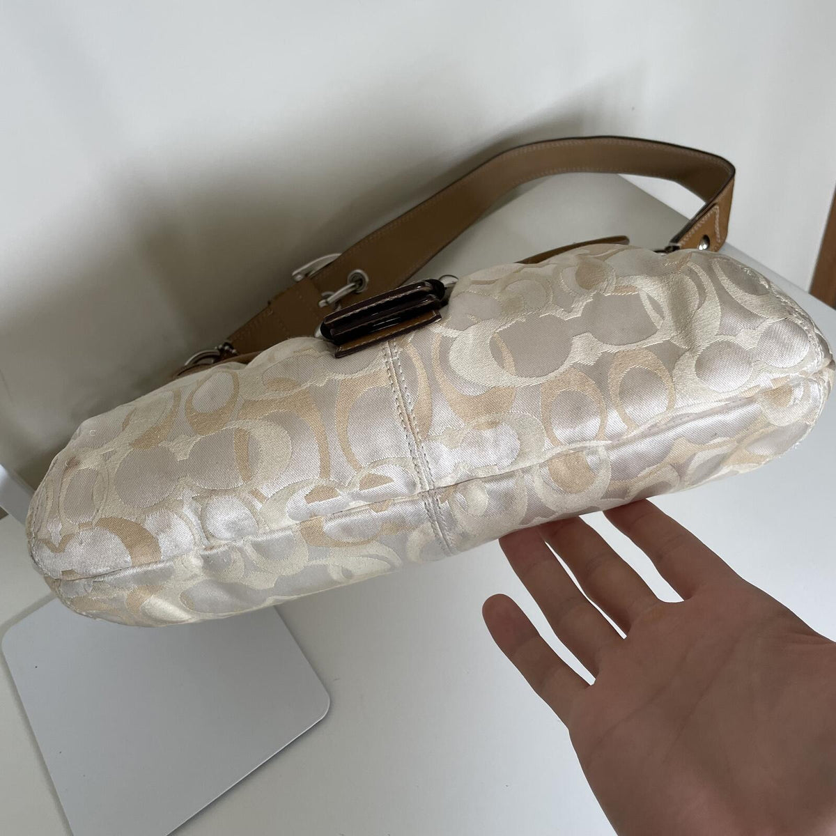 Coach Signature Beige Soho Optic Shoulder Bag Handbag Purse M1071-F15679