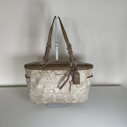 Coach Beige Monogram Tote Shoulder Bag D1126-F17881