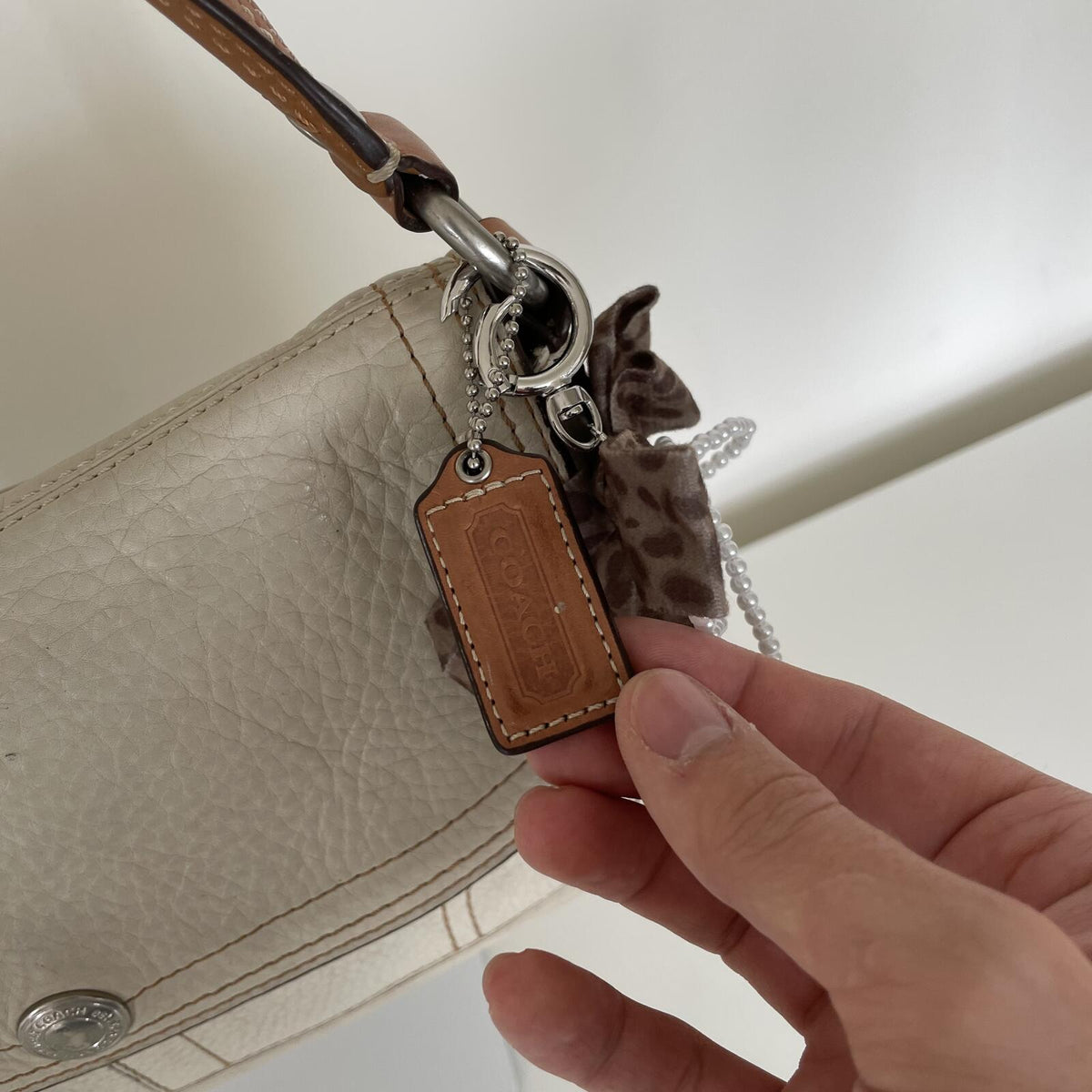 Coach White Pebbled Leather Shoulder Bag F0851-F12336