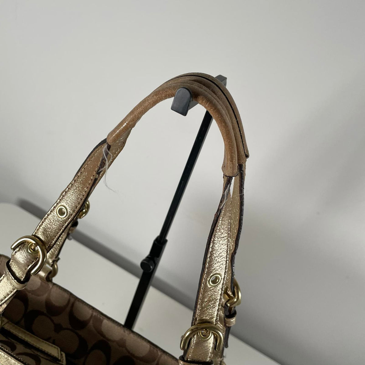Coach Gold Mosaic Patchwork Shoulder Bag Turn lock Side E0993-F14004