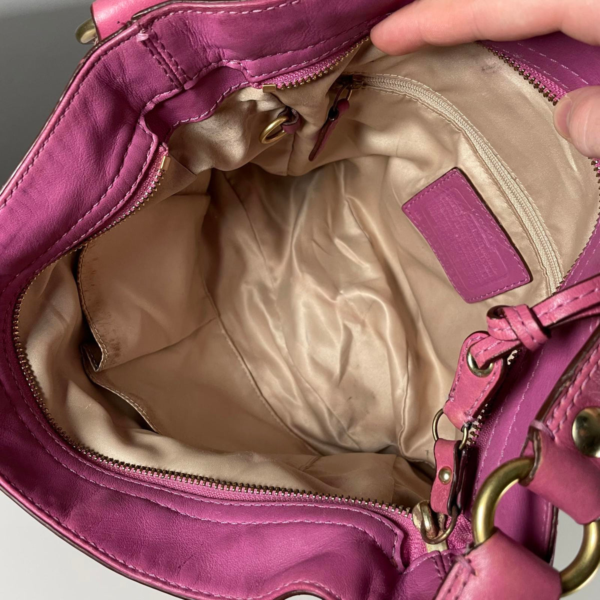 Coach Pink Leather Zoe Hobo Shoulder Bag JO882-12671
