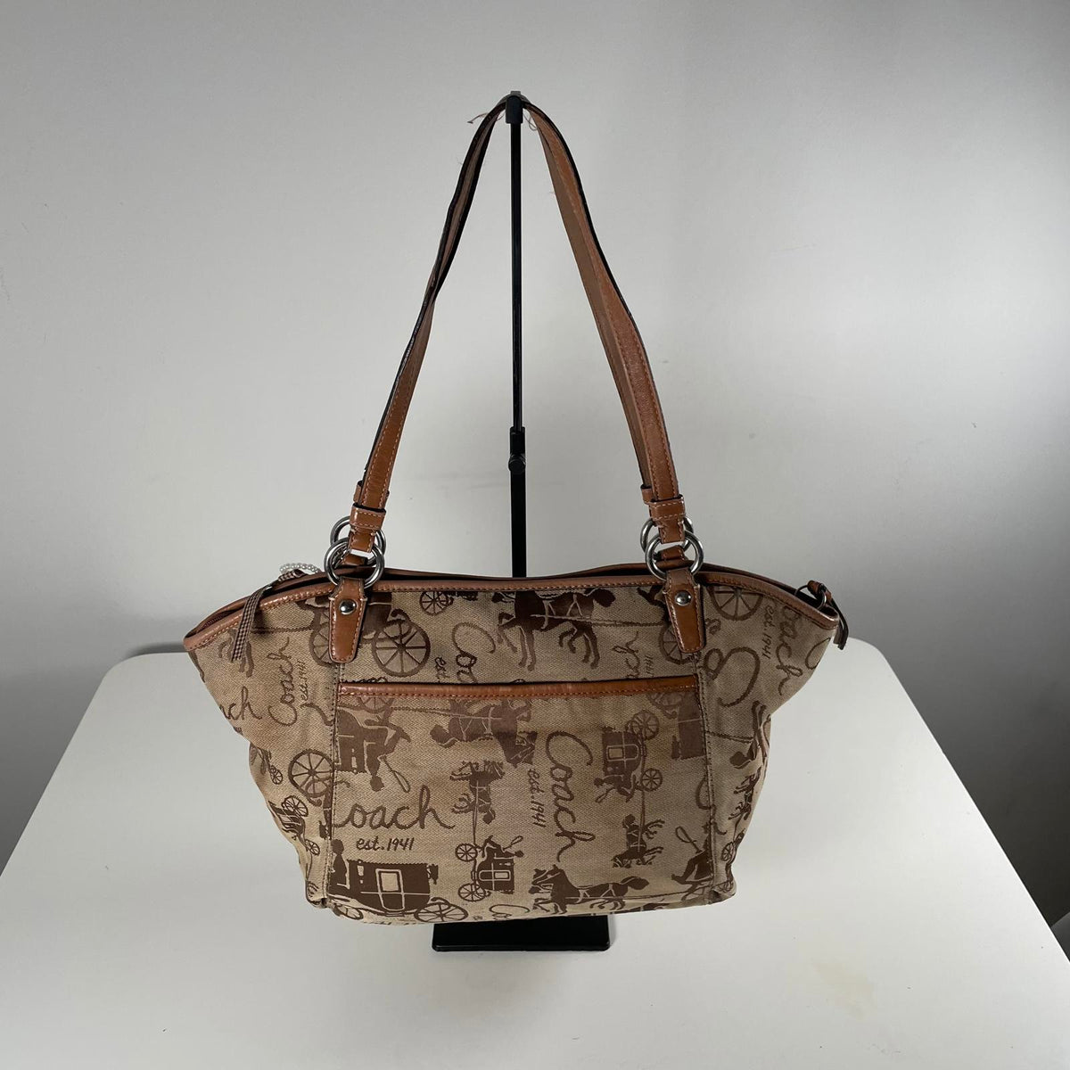 Coach Horse and Carriage Leather Shoulder Bag L0973-F14665