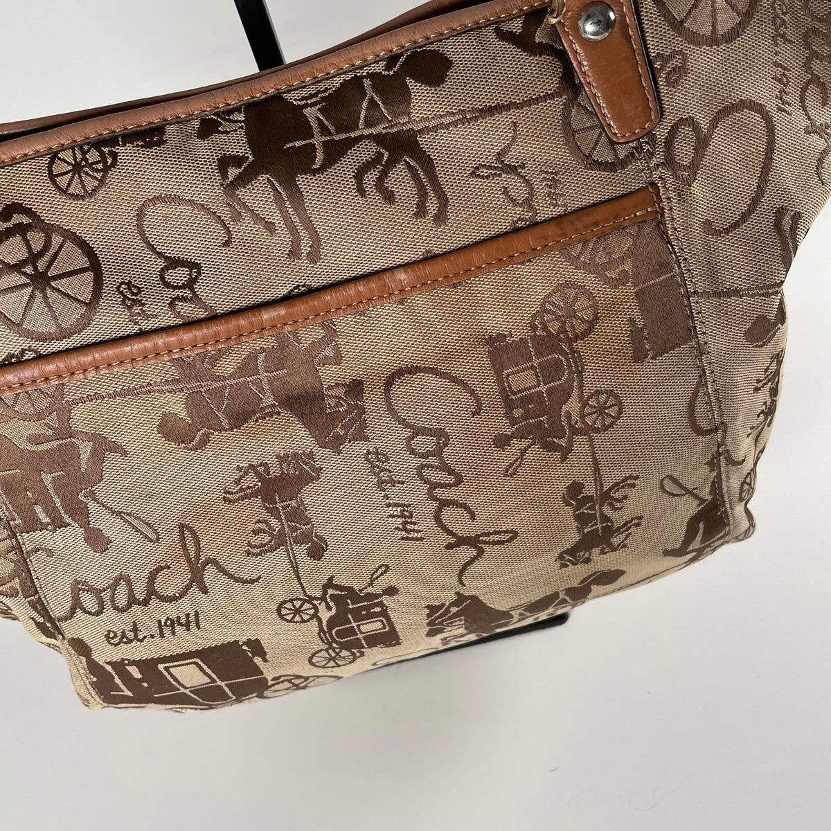 Coach Horse and Carriage Leather Shoulder Bag L0973-F14665