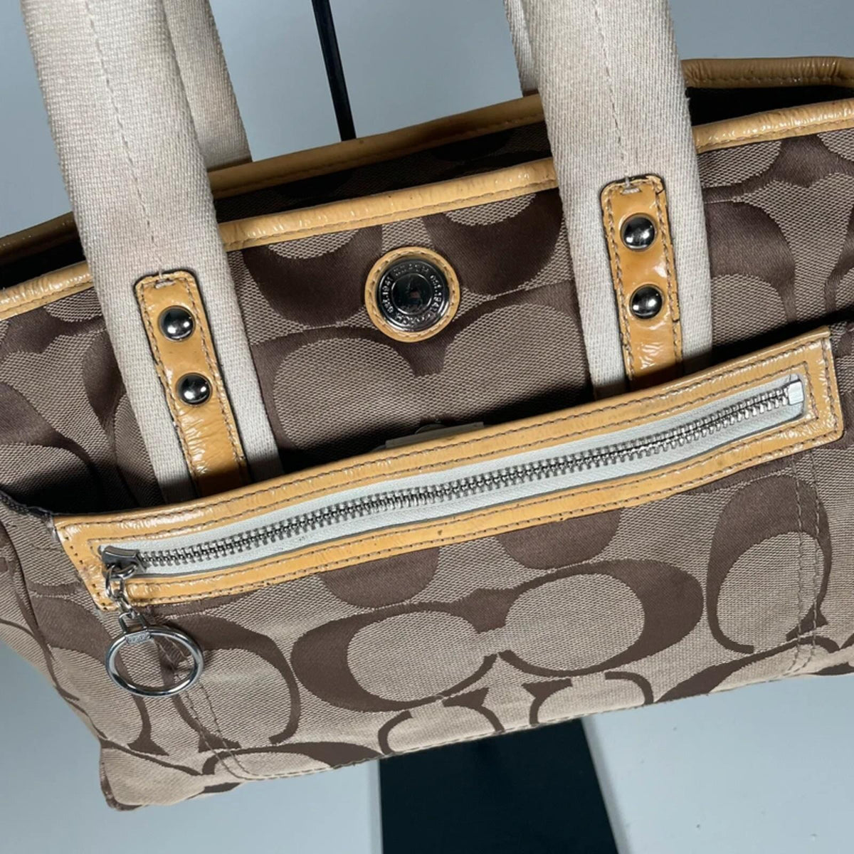 Coach Daisy Carryall Tote Bag Beige Yellow Shoulder Bag E1193-F14878