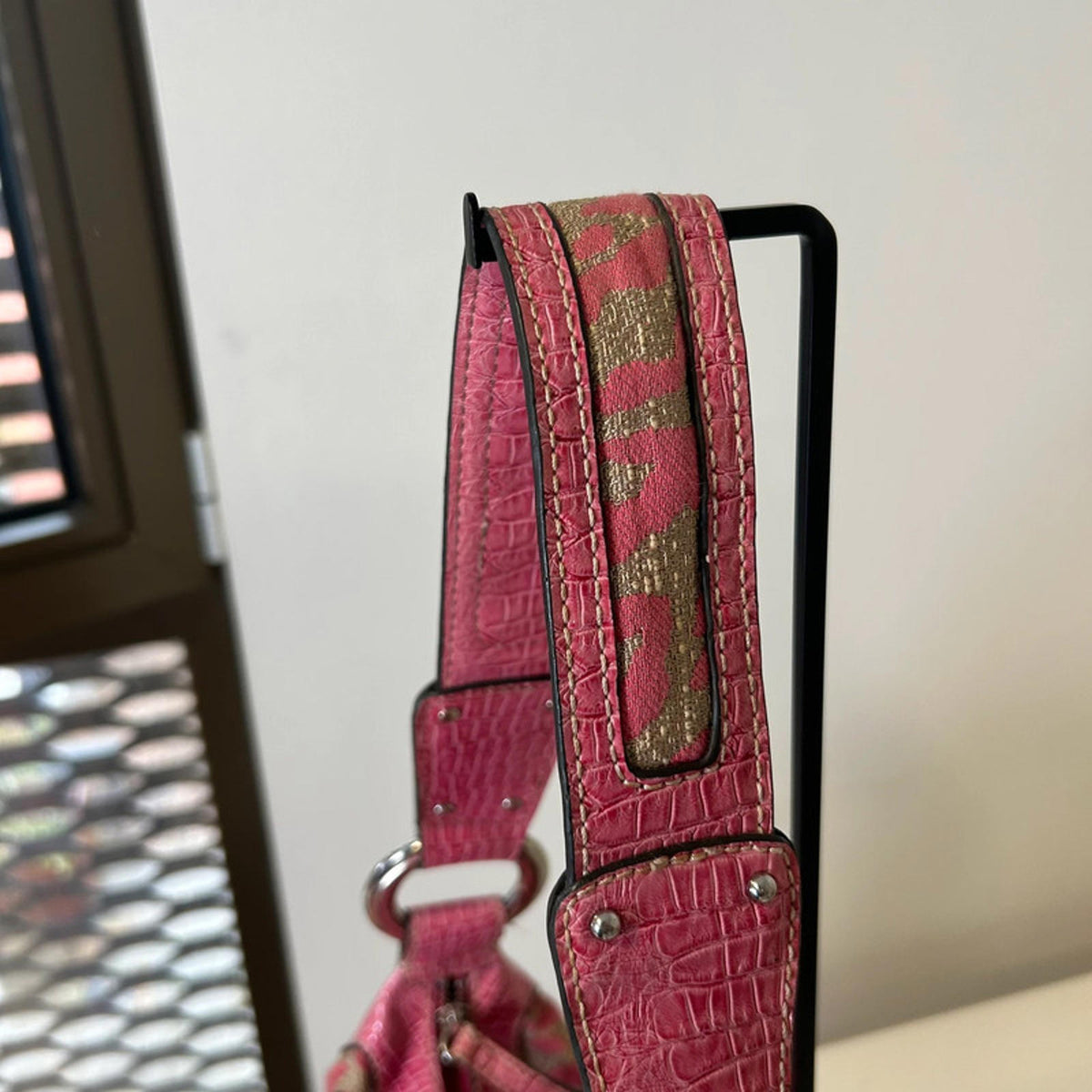 Rare Vintage 2000s Guess Pink Cheetah Print Handbag