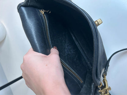 Vintage 90s Vintage Coach Black Court Leather Shoulder Bag G13-9870