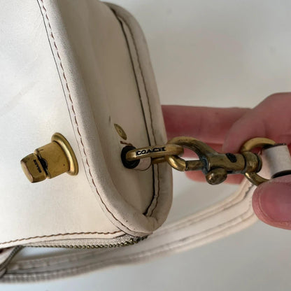 Coach White Leather Swinger Shoulder Bag M2048-C0638