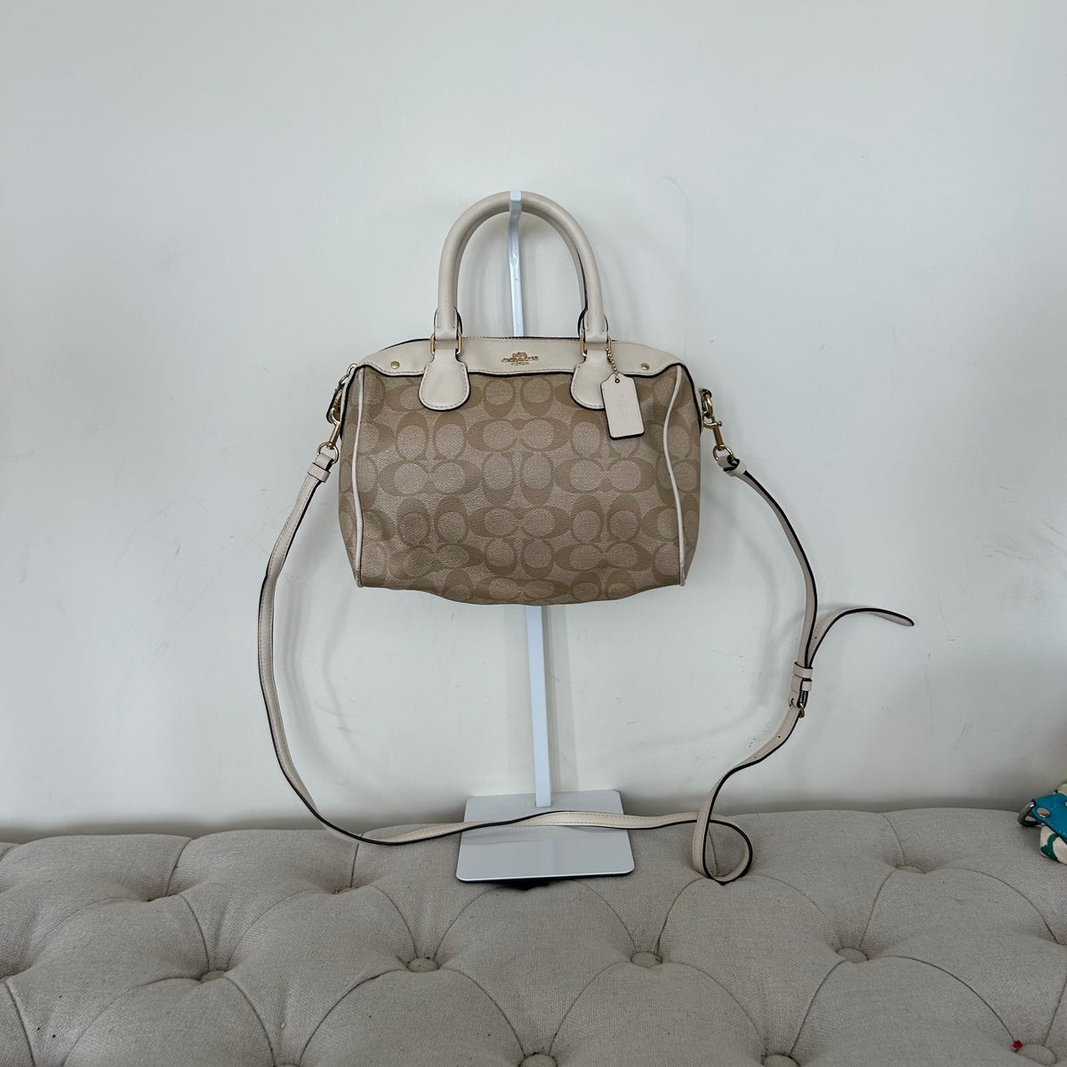 Coach Rowan Beige Mini Shoulder Bag Handbag Purse Gold Hardware H1780-F58312