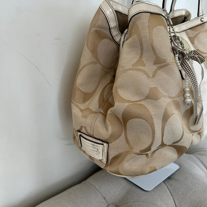 Coach Beige Monogram Kisslock 3 Compartment Shoulder Bag B1273-F19190