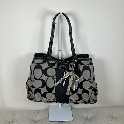 Coach Black Monogram Kisslock Middle 3 Compartment Shoulder Bag F1273-F19190