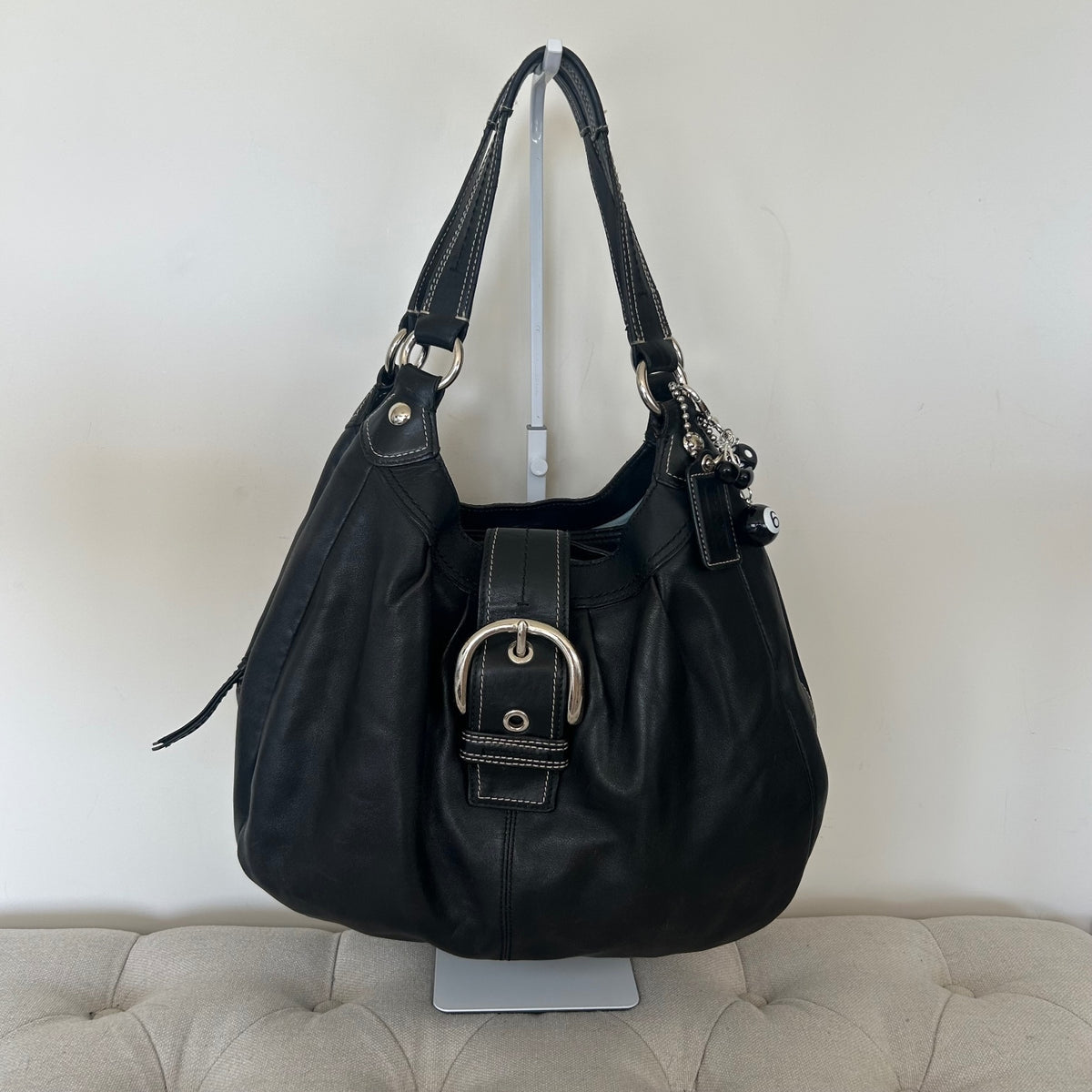Coach Black Leather 3 Compartment Large Shoulder Bag M1069-F15075