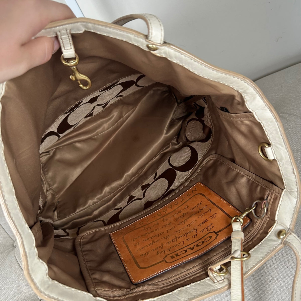 Coach Beige Signature Stripe Canvas Tote Shoulder Bag J0668-10125
