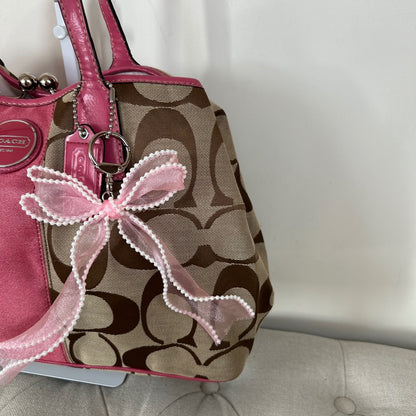 Coach Beige Pink Stripe 3 Compartment Kisslock Shoulder Bag B1171-F17424